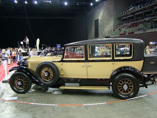 640px-Mercedes-Benz_630K,_1927_-_Flickr_-_granada_turnier